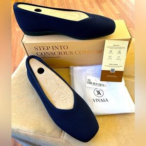 Vivaia shoes in Navy Blue, includesbag for machine washing purchased separately